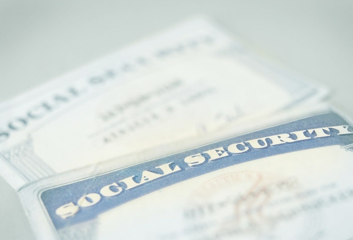 social security | Independent Contractor VS Employee: Differences Taxpayers Need To Know | independent contractor rules